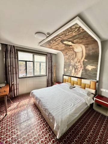 上海东浪宾馆(青浦新城公园路店)