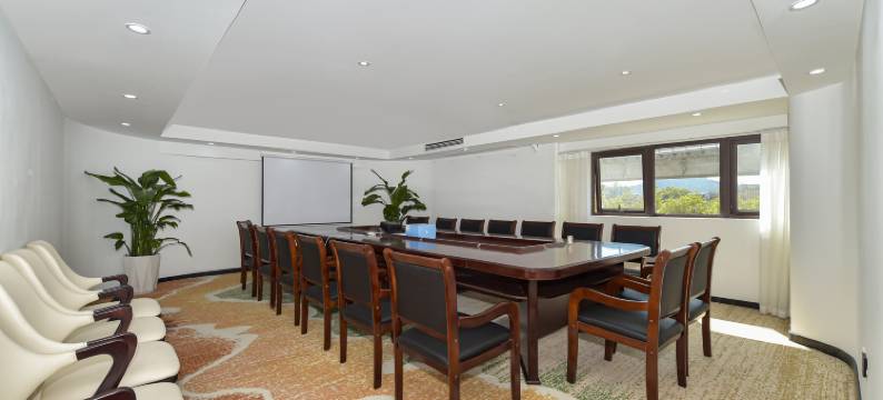 格里菲斯酒店(观山湖北师大附属中店)图片