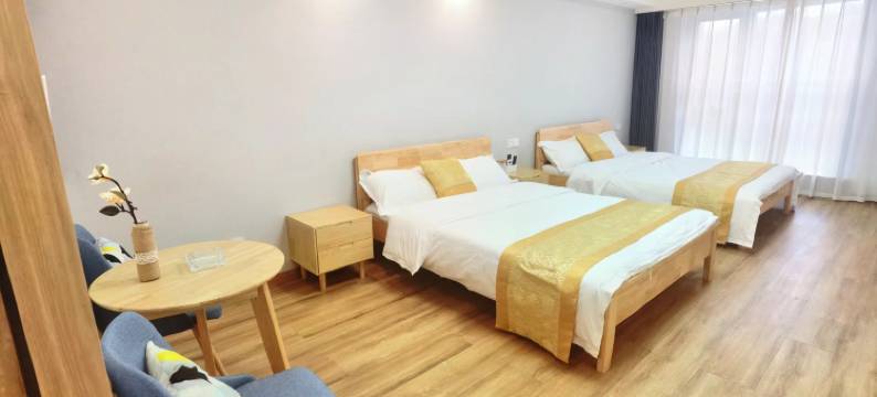 寒舍小居(凤凰中心广场店)图片