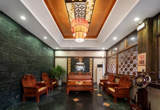 Wanjia Courtyard Hotel (Taierzhuang Ancient City Scenic Area)Hotel Overview