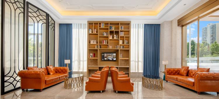 维也纳国际酒店(汝城爱莲广场店)图片