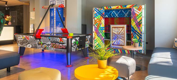 法兰克福加鲁斯维亚特尔A&O经济型连锁酒店(a&o Frankfurt Galluswarte)图片