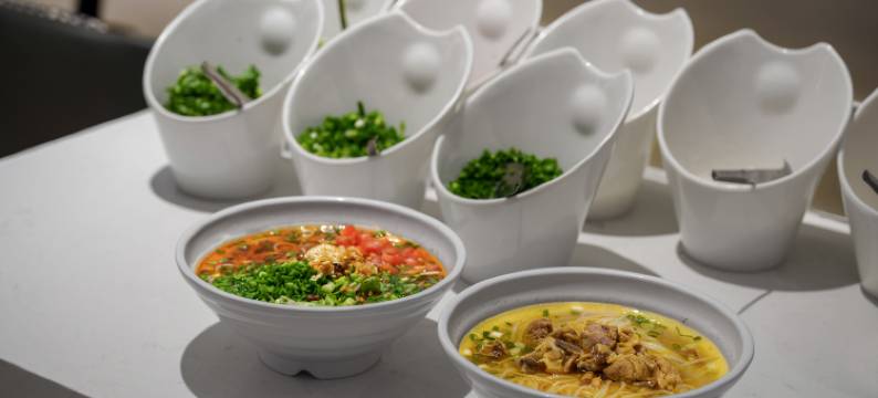 如家·云上四季尚品酒店(瑞丽财富广场旅游步行街店)图片