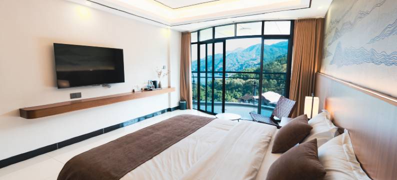 水天一色小栈图片