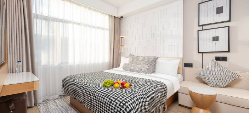 天骄智选酒店(酒泉鼓楼汉唐美食街店)图片