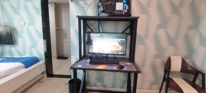 本色电竞酒店(长沙电力职院店)图片