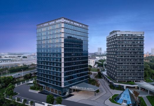 平湖经济技术开发区钟溪滙亚朵酒店外景图