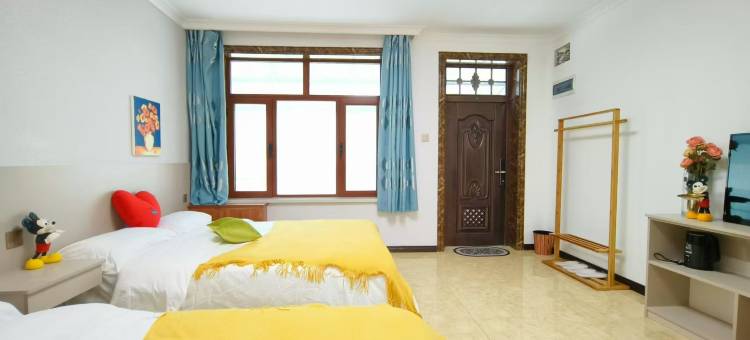 美山农家院(长白山黄松浦检票大厅店)图片