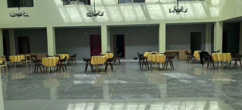 八宿然乌铭湖山景酒店图片