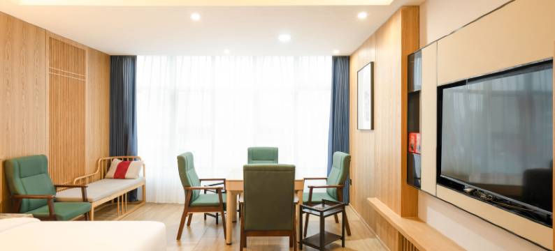 安吉尔大酒店(岳阳天伦美食街店)图片