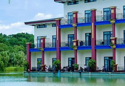 Palace International Hot Spring HotelHotel Overview