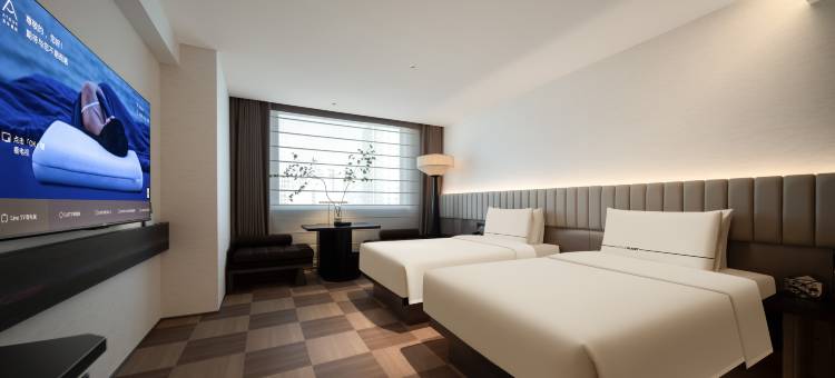 杭州西湖湖滨解放路亚朵S酒店图片