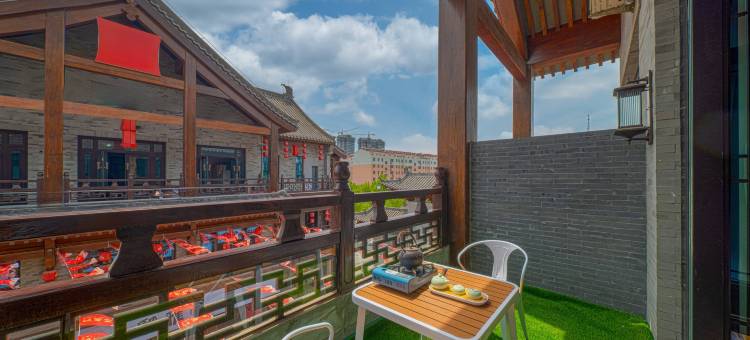 白玉兰酒店(梁山龙城广场店)图片