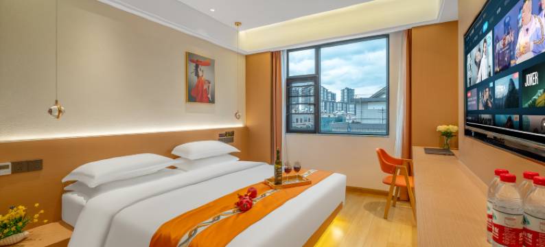 清悠酒店(曲靖师范学院)图片