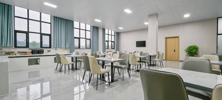 铭基酒店(十堰市竹溪县城北大道店)图片