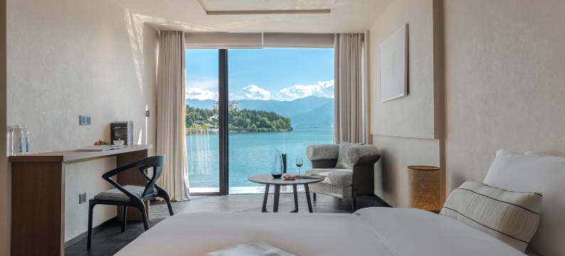 大理宏愉堂海景客栈(双廊海街店)图片