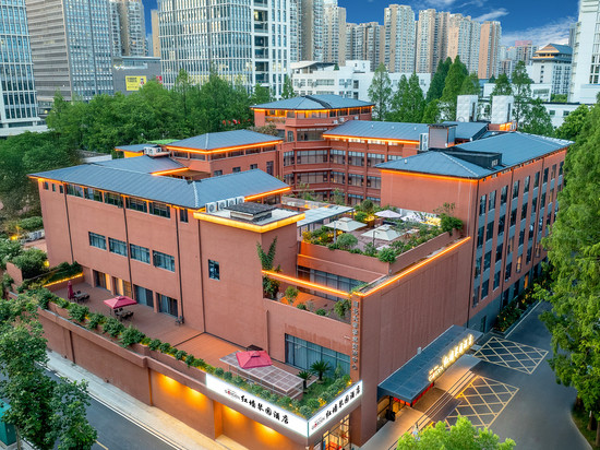 湖北大学红墙琴园酒店