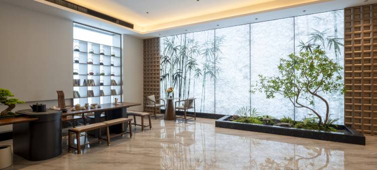 华朗澜山景酒店(泗阳高铁站店)图片