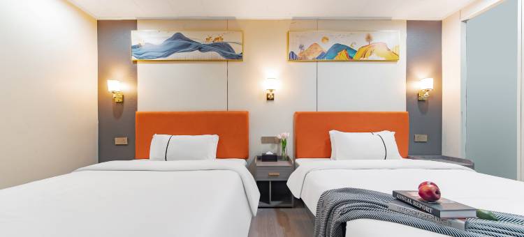 蚂蚁·光年电竞酒店(惠州仲恺高新区潼侨公园店)图片