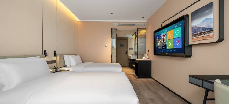 欢湃酒店(上饶德兴银城中路店)图片