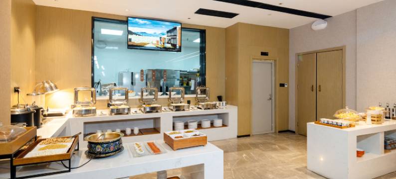 格雅酒店(赤峰高铁站交通职业技术学院店)图片