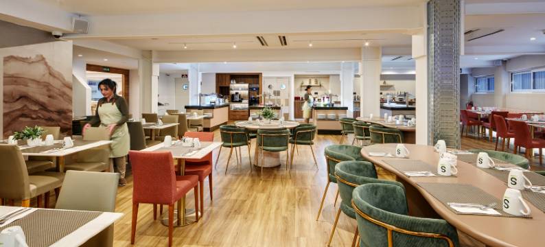 格拉纳达马丁纳塞尔科蒂尔 HMO 酒店(Sercotel HMO Martina Granada)图片