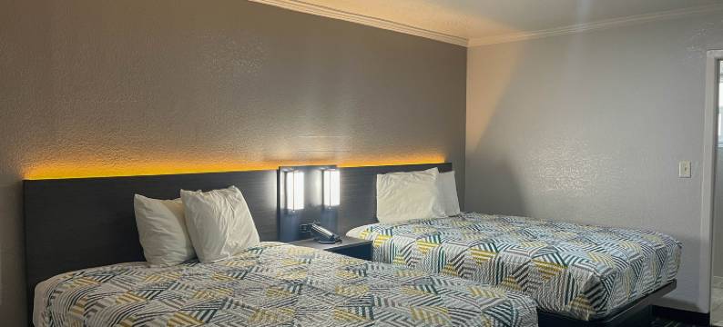 伊克诺洛奇套房酒店(Motel 6 Dawsonville, GA North GA Premium Outlets)图片