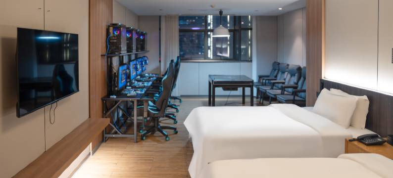 雷神电竞酒店(红谷滩万达广场店)图片