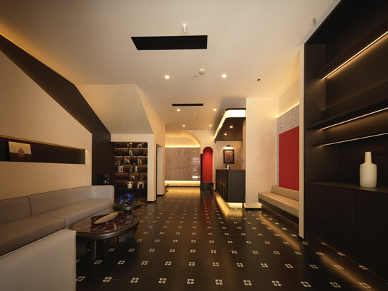 H·设计师酒店(成都高新西区电子科大店)