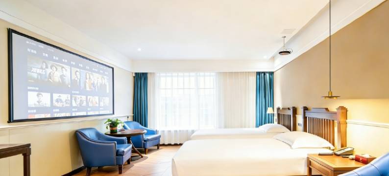 丽呈雅客小镇酒店(长春火车站人民广场店)图片