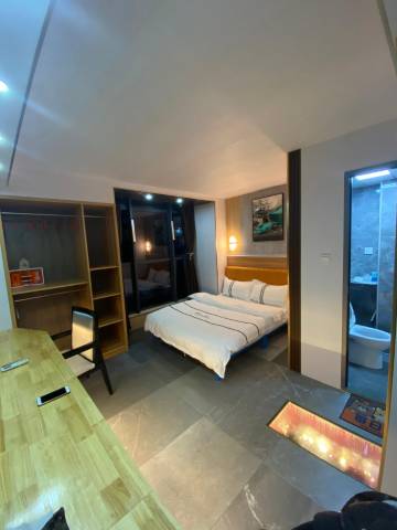 雅宿民宿(永旺梦乐城亚心医院店)