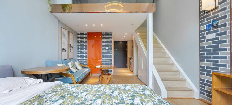 寓米欢聚公寓(广州东站燕塘地铁站店)图片