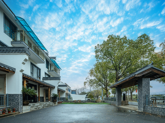 卿尘水云森客栈(无锡灵山大佛拈花湾店)