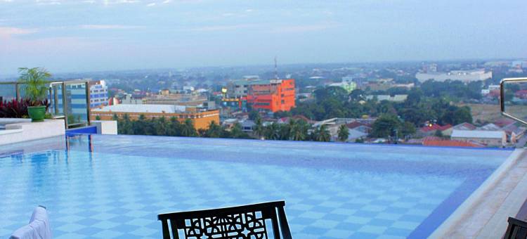 中央公园塔楼度假酒店(Central Park Tower Resort)图片