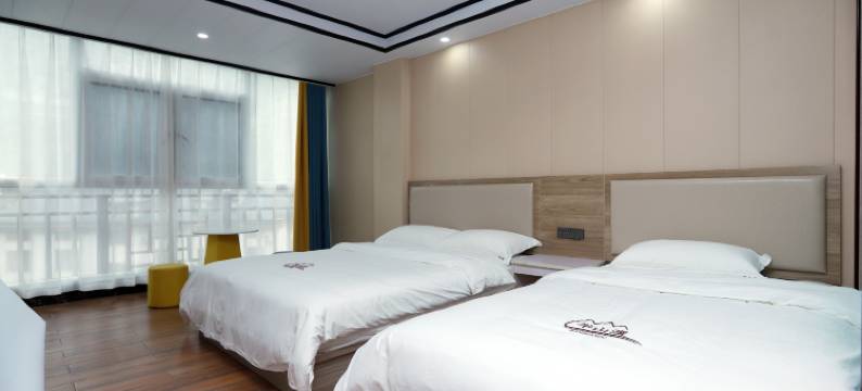 神农架半山渡精选酒店(大九湖坪阡古镇店)图片