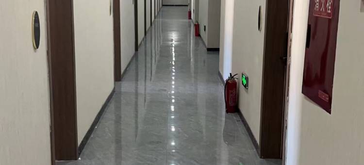 类乌齐海兰云天大酒店图片