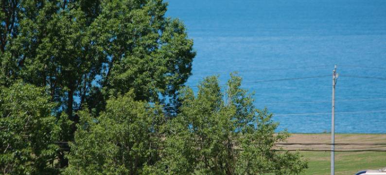 青海湖呷布哒野奢露营民宿图片