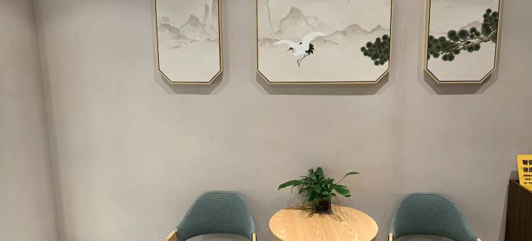 际庭酒店(上海外滩南京东路地铁站店)图片