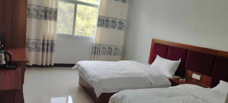 天堂寨冰封农家乐图片