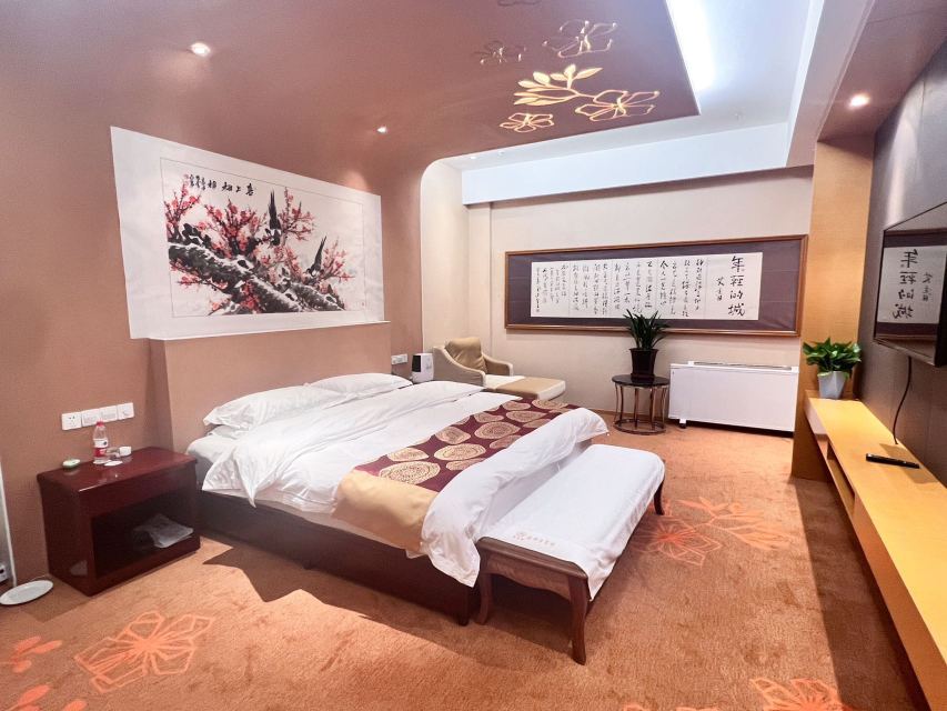 Shihezi HotelOver view