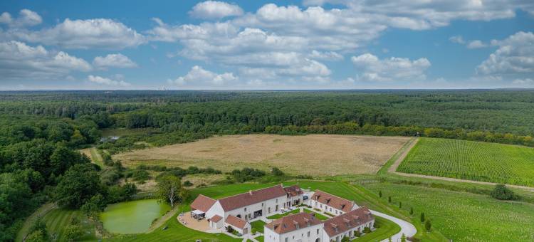 布洛涅皮埃尔(Le Prieure de Boulogne)图片