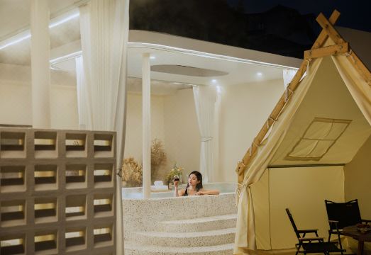 野还行·ZELIN  温汤美宿（安吉云上草原熊猫部落探险乐园店）外景图