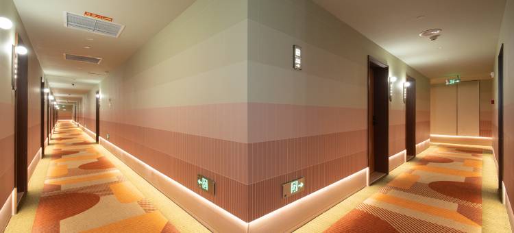 桔E酒店(福州三坊七巷东街口地铁站店)图片