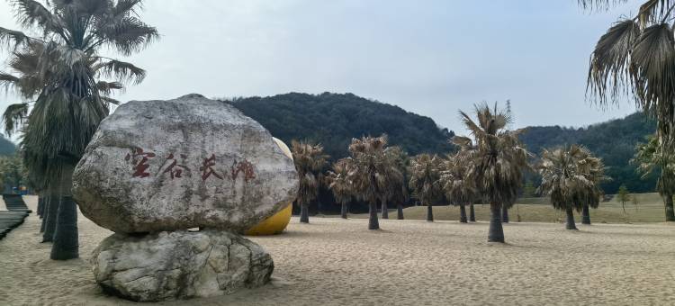 杭州榴步民宿(小和山地铁站店)图片