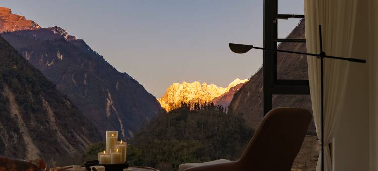 海螺沟鸾喜·隐山· Forest Mountain Lodge·雪山观景温泉度假酒店图片