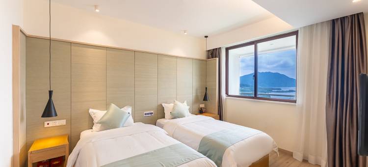 千岛湖佰澜湖景家庭套房度假公寓(新城银泰店)图片