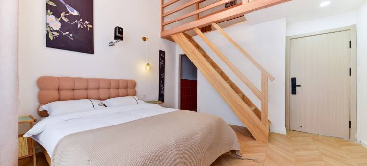 澜天一舍loft主题海景公寓(北戴河老虎石海上公园店)图片