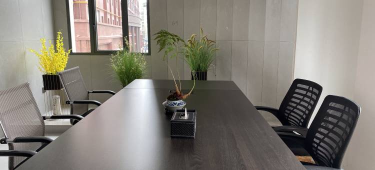熹悦酒店(贵阳黔灵山公园延安西路地铁站店)图片