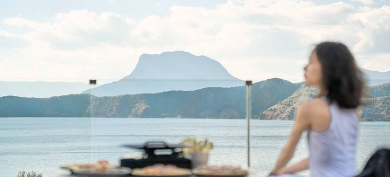 泸沽湖前湖·月遥全湖景度假酒店(泸沽湖普洛码头店)图片