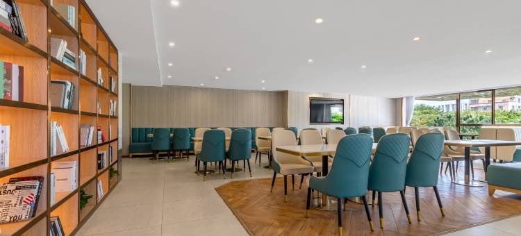 艾扉酒店(北海银滩大道万达广场店)图片